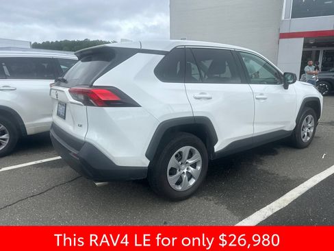 Used 2023 Toyota RAV4 LE FWD image 12
