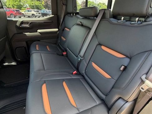 New 2026 GMC Sierra 1500 AT4 w/ AT4 Premium Package AWD/4WD image 13