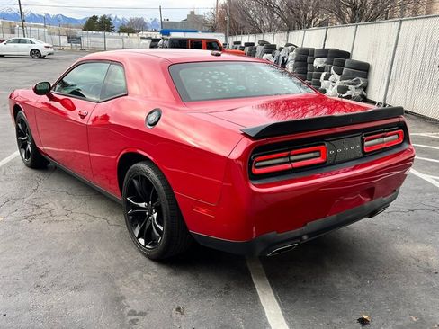 Used 2016 Dodge Challenger SXT w/ Blacktop Package image 6