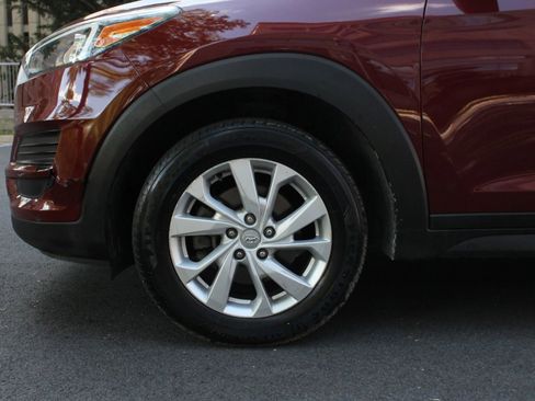 Used 2020 Hyundai Tucson SE image 9