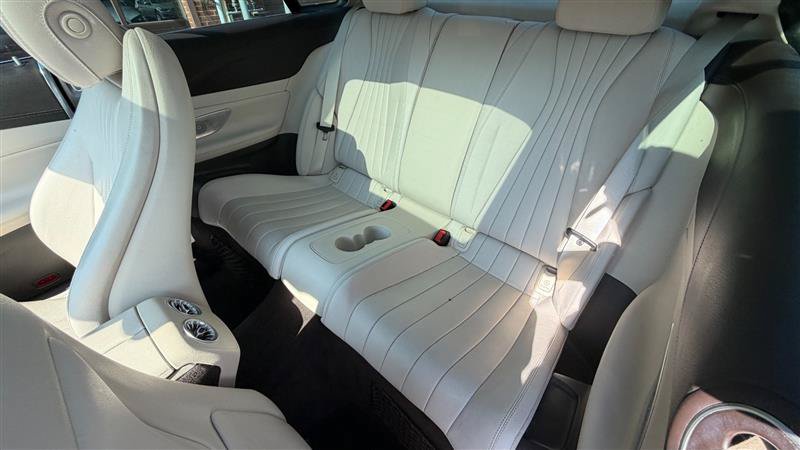 Used 2018 Mercedes-Benz E 400 Coupe image 8