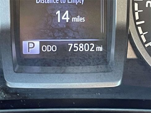 Used 2021 Toyota Tacoma TRD Sport w/ Technology Package image 21