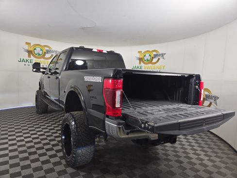 Used 2020 Ford F250 Lariat w/ Tremor Off-Road Package AWD/4WD image 27