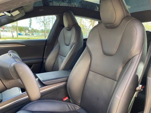 Used 2023 Tesla Model S Standard Range image 34