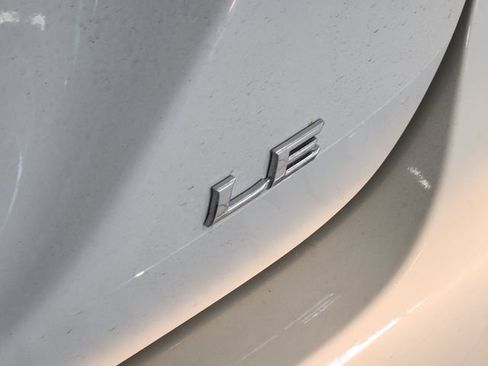 Used 2023 Toyota Camry LE w/ Convenience Package FWD image 9