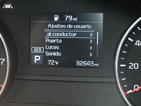 Used 2021 Kia Sportage EX w/ EX Technology Package image 34