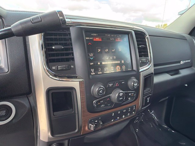 Used 2017 RAM 3500 Laramie RWD image 27