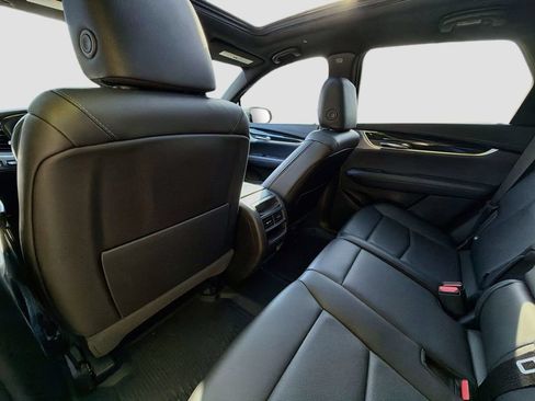 Used 2023 Cadillac XT5 Premium Luxury w/ Technology Package FWD image 26