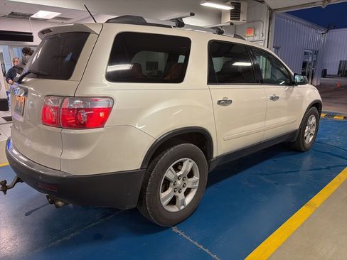 Used 2010 GMC Acadia SLE image 5