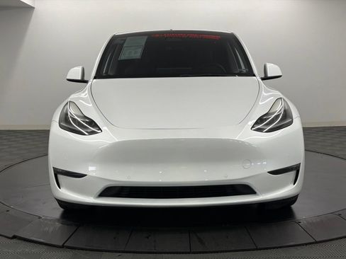 Used 2022 Tesla Model Y Performance AWD/4WD image 6