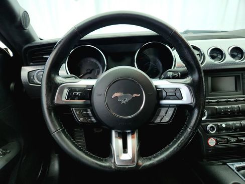 Used 2017 Ford Mustang GT w/ GT Performance Package RWD image 12