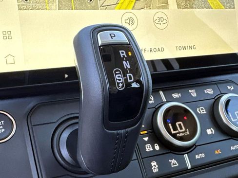 New 2026 Land Rover Defender 110 S image 23