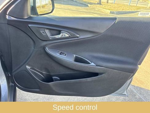 Used 2024 Chevrolet Malibu LT image 18
