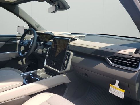 New 2026 GMC Acadia Elevation w/ LPO, Floor Liner Package image 14