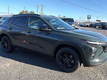 New 2026 Chevrolet Trax LT w/ Driver Confidence Package