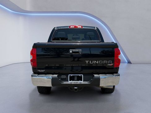 Used 2015 Toyota Tundra SR5 w/ SR5 Upgrade Package RWD image 4