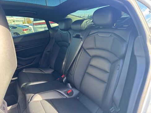 Used 2020 Porsche Taycan 4S image 23