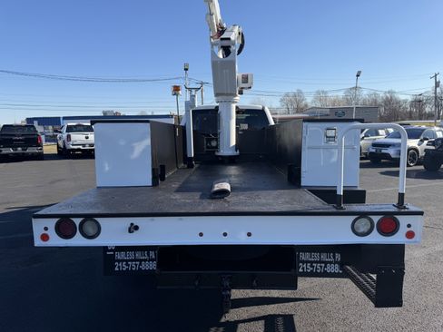 Used 2017 Ford F550 2WD Regular Cab Super Duty w/ Snow Plow Prep Package image 4