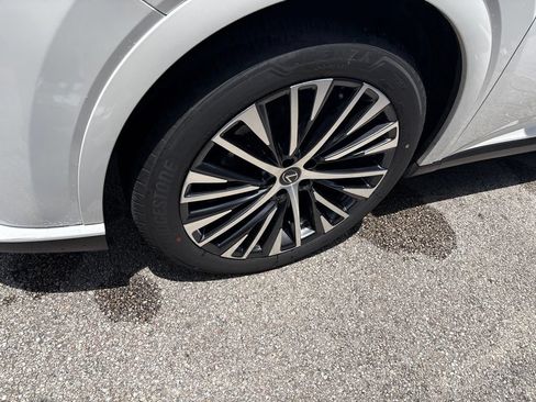 Certified 2025 Lexus RX 350 Premium Plus w/ Accessory Package (Z1) FWD image 9