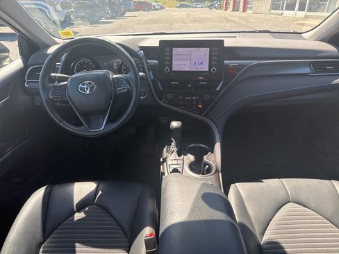 Used 2023 Toyota Camry SE w/ Cold Weather Package AWD/4WD image 12