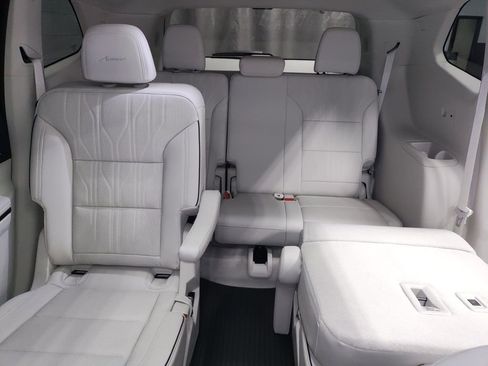 New 2026 Buick Enclave Avenir w/ Super Cruise Package image 30