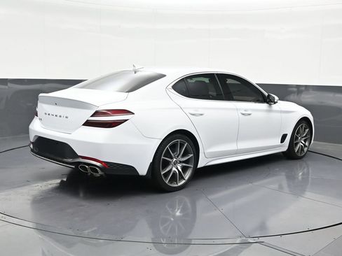 Used 2023 Genesis G70 2.0T RWD image 5