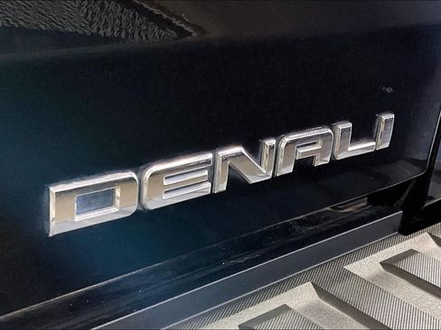 Used 2017 GMC Sierra 1500 Denali AWD/4WD image 10
