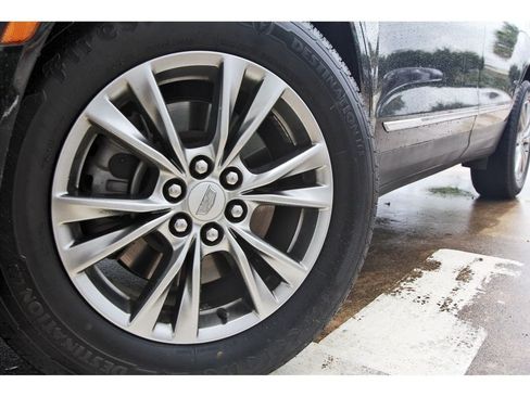 Used 2023 Cadillac XT5 Premium Luxury FWD image 29
