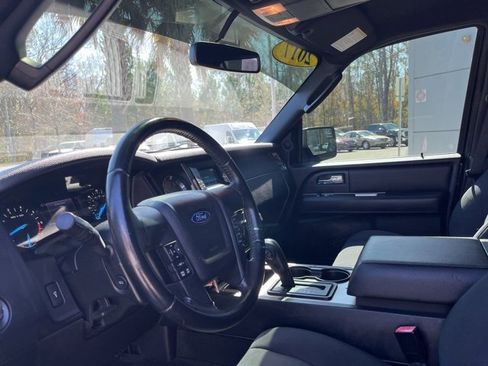 Used 2017 Ford Expedition EL XL w/ Equipment Group 101A image 22