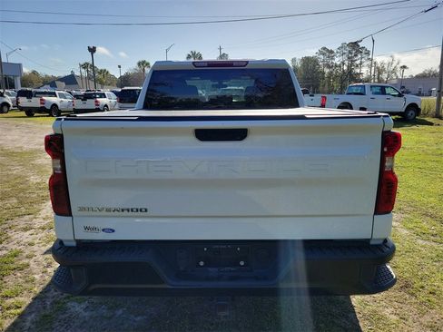 Used 2022 Chevrolet Silverado 1500 W/T w/ WT Value Package image 8