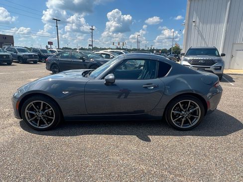 Used 2020 MAZDA MX-5 Miata RF Grand Touring RWD image 7