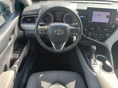 Used 2022 Toyota Camry LE FWD image 28