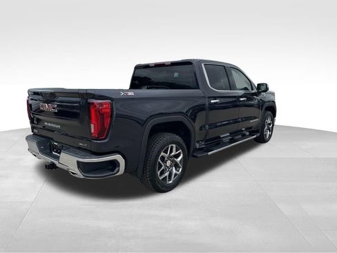 Used 2024 GMC Sierra 1500 SLT w/ SLT Premium Package AWD/4WD image 19