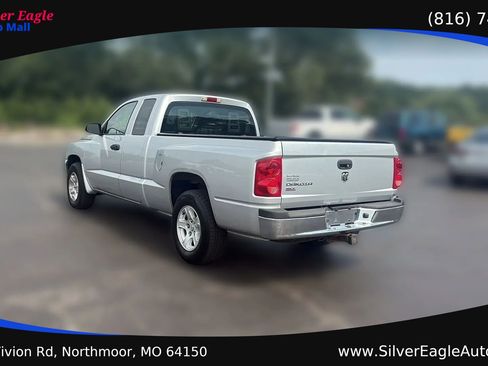 Used 2006 Dodge Dakota SLT RWD image 3