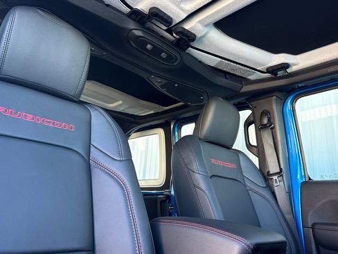 New 2026 Jeep Wrangler Unlimited Rubicon AWD/4WD image 16