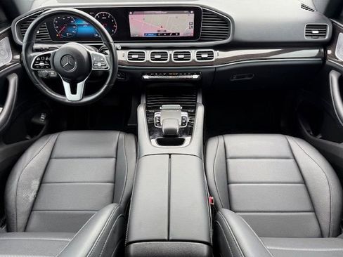 Used 2020 Mercedes-Benz GLE 350 4MATIC w/ Premium Package image 18