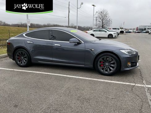 Used 2020 Tesla Model S Performance image 1