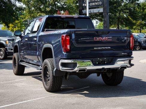 Used 2021 GMC Sierra 1500 SLT w/ SLT Premium Plus Package AWD/4WD image 8