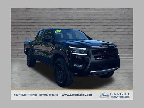 Used 2026 Nissan Frontier PRO-4X AWD/4WD image 1