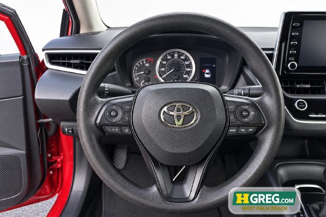 Used 2021 Toyota Corolla LE FWD image 13