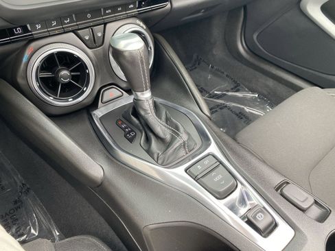 Used 2022 Chevrolet Camaro LT image 19