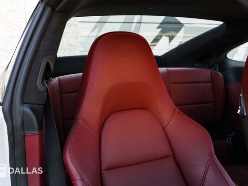 Used 2019 Porsche 911 Carrera GTS image 38