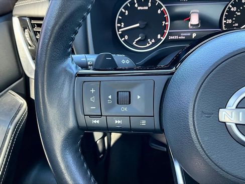 Certified 2023 Nissan Rogue SL w/ SL Premium Package image 23