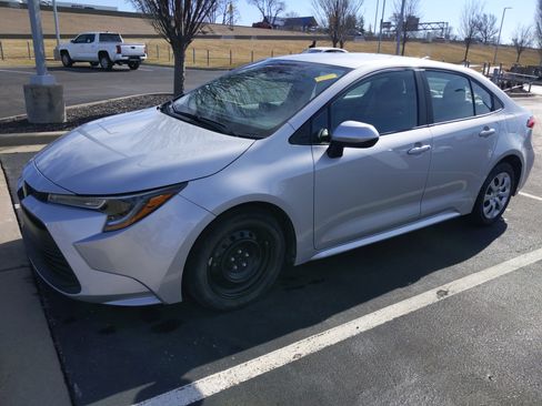 Certified 2023 Toyota Corolla LE image 5