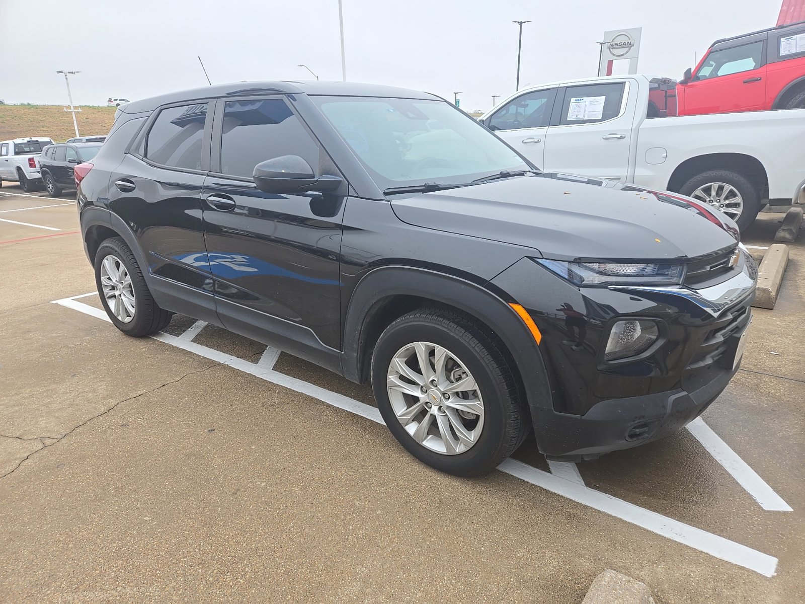 Used 2021 Chevrolet TrailBlazer LS FWD image 3