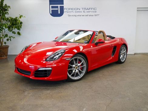 Used 2015 Porsche Boxster S RWD image 2