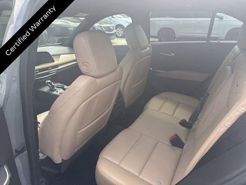 Used 2024 Cadillac XT4 Luxury w/ Cold Weather Package FWD image 9