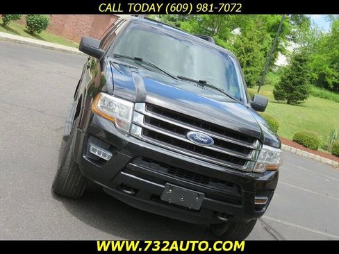 Used 2015 Ford Expedition EL XLT image 22
