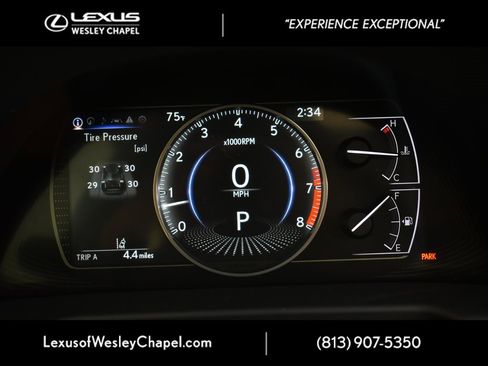 New 2025 Lexus ES 350 w/ Premium Package image 10