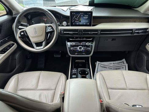 Certified 2022 Lincoln Corsair Reserve w/ Elements Package FWD image 18